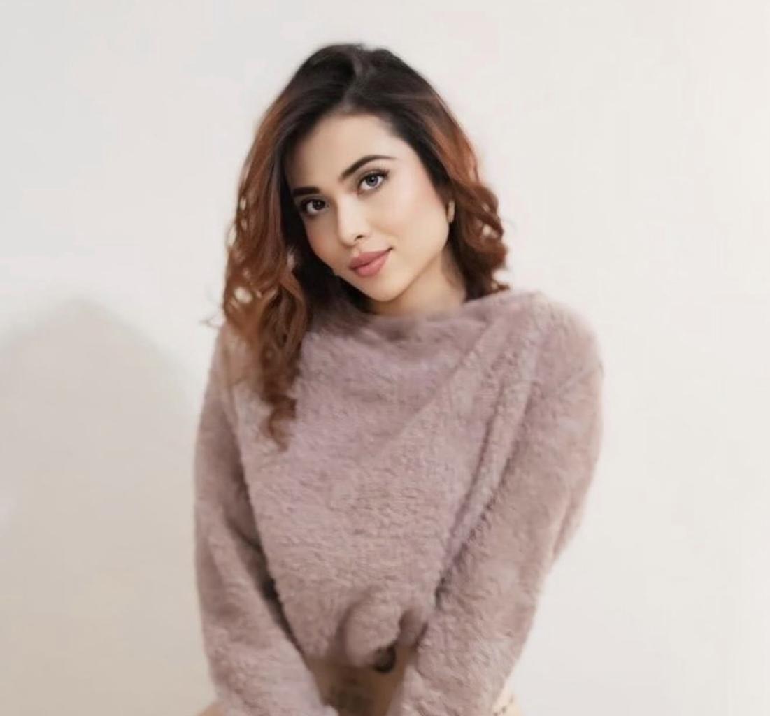 632165553: Chica busca chico en Barcelona