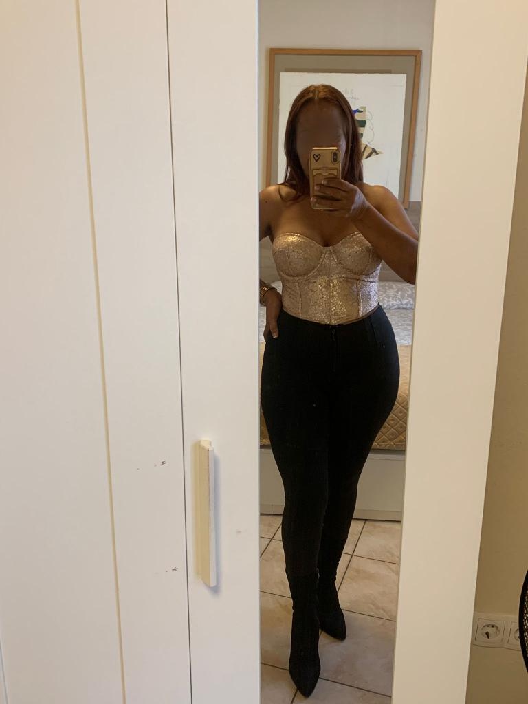 Chica busca chico en Alicante: 