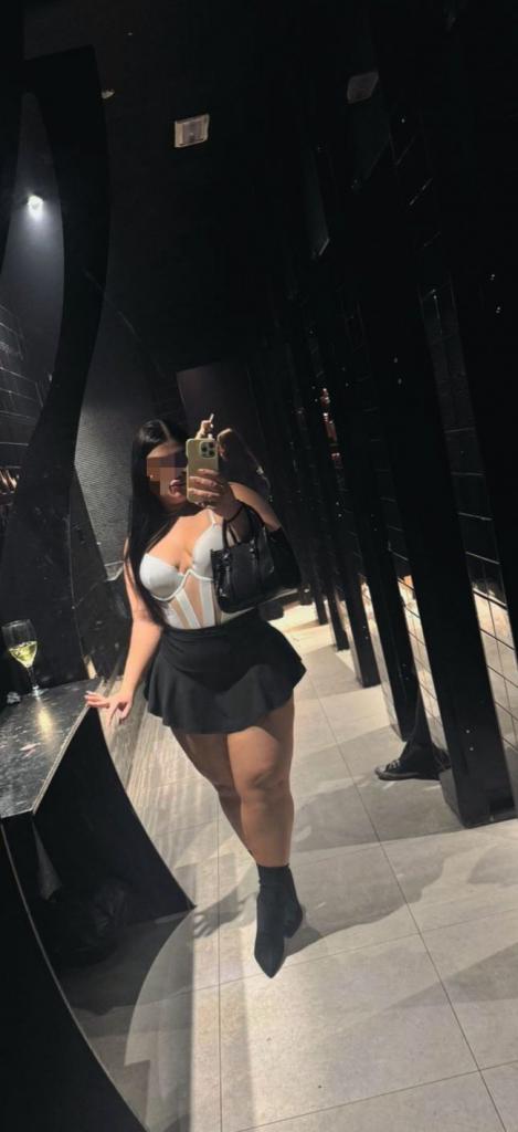 Chica busca chico en Murcia: 