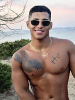 674045903: Chico busca chica en Ibiza