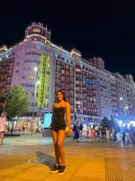 647263651: Chica busca chico en Barcelona