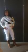613886529: Chica busca chico en La Coruña