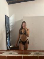 617941473: Chica busca chico en Barcelona
