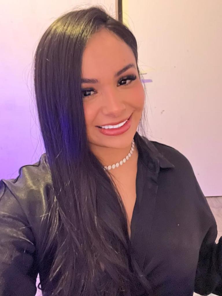 674346068: Chica busca chico en Alicante