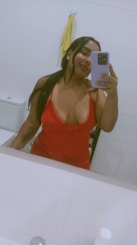 641876007: Chica busca chico en Pontevedra