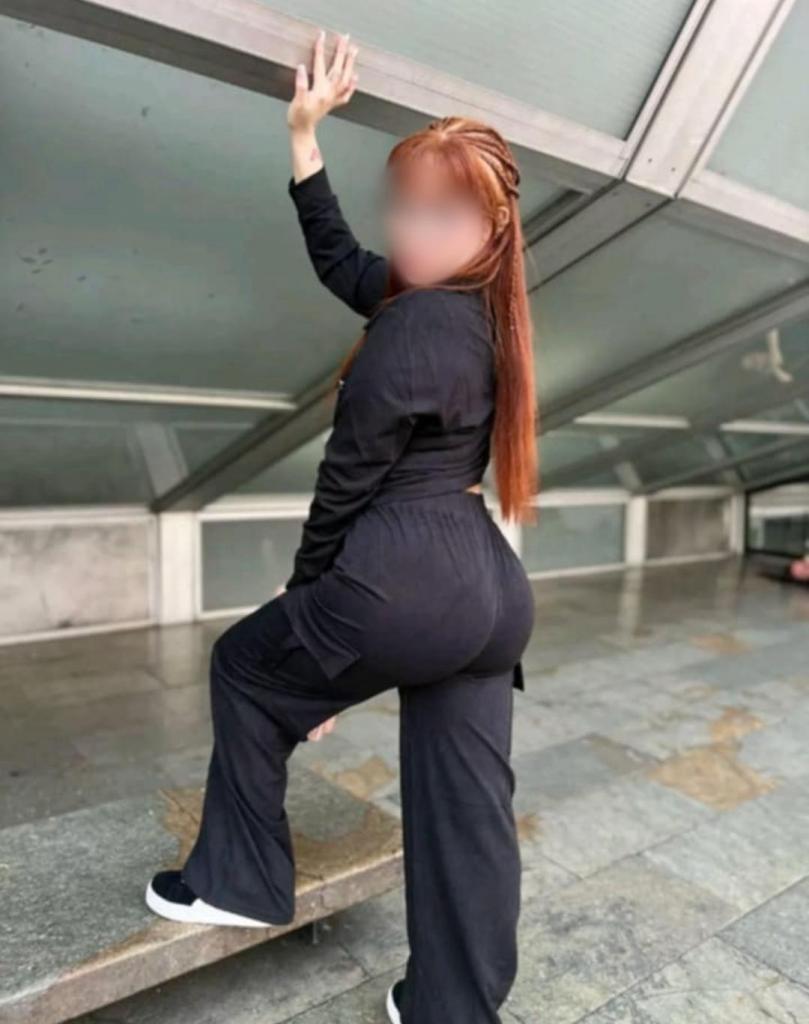 Chica busca chico en Barcelona: 