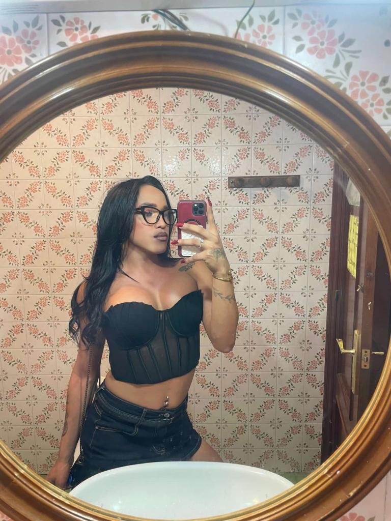 607315616: Travesti en Granada