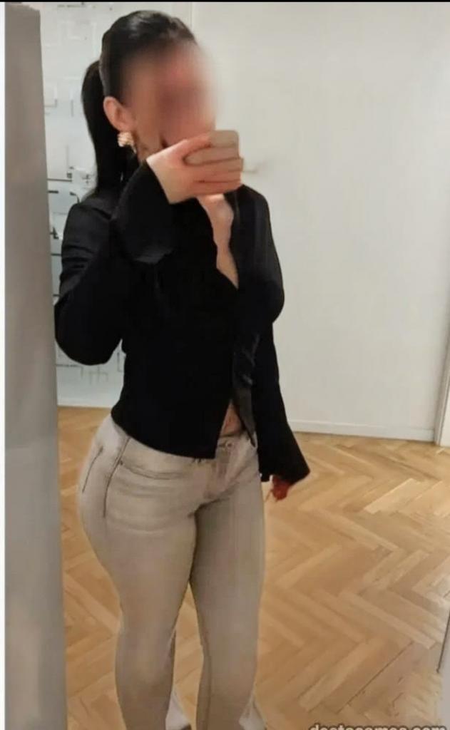 611394691: Chica busca chico en Mallorca