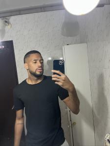 624169367: Chico busca chica en Málaga