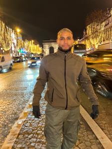Chico busca chica en Barcelona: 
