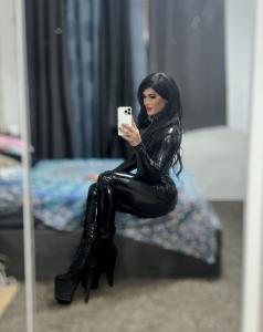 633767746: Transexual en Barcelona