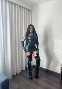 638112932: Chica busca chico en Barcelona