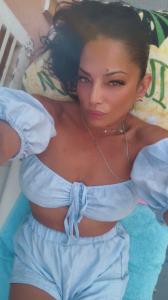Chica busca chico en Ibiza: 