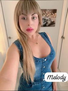 Chica busca chico en Cádiz: 