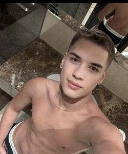 624893617: Chico busca chica en Madrid