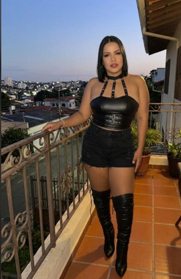 Chica busca chico en Huelva: 