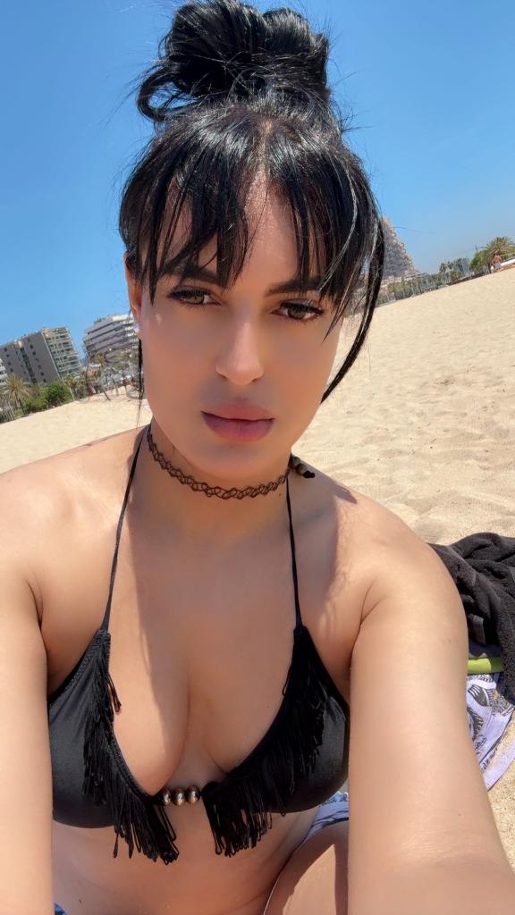 631718895: Travesti en Gerona