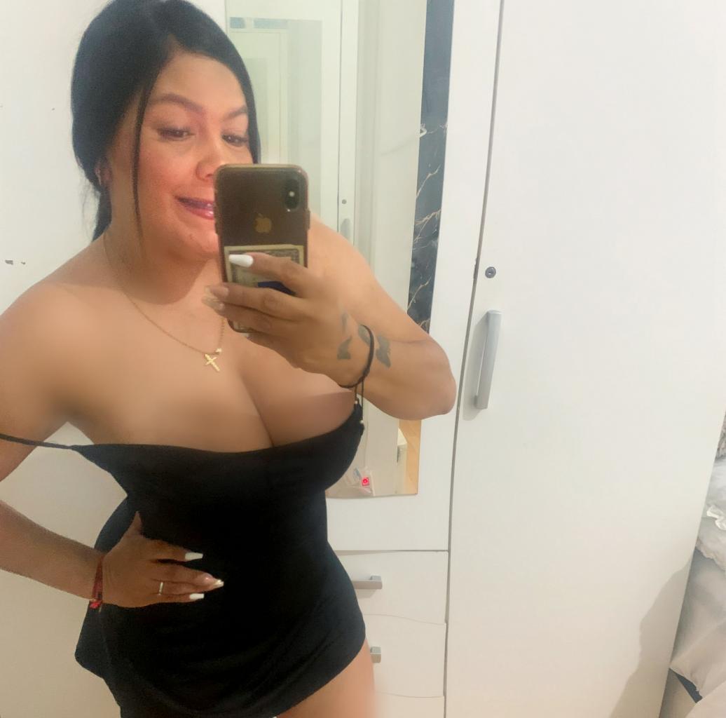 632436241: Chica busca chico en Gerona