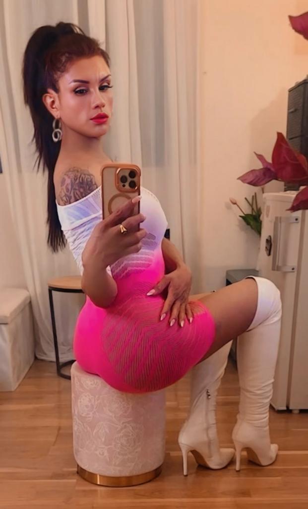 672097747: Transexual en Madrid