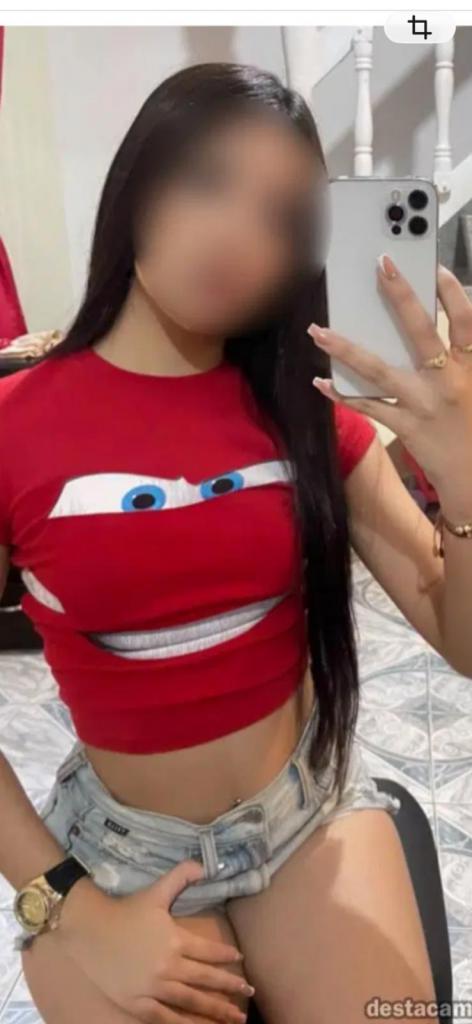 Chica busca chico en Cádiz: 