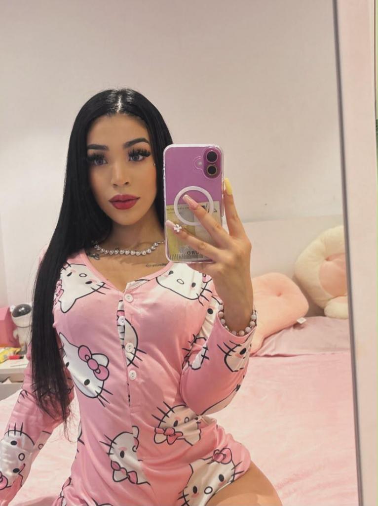 642066799: Chica busca chico en Murcia