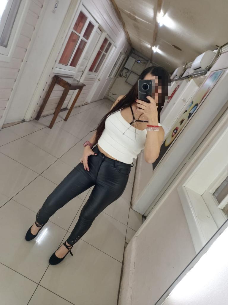 642132910: Chica busca chico en Murcia
