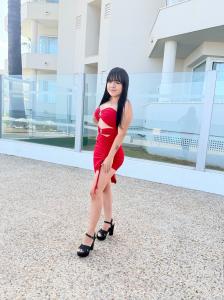 667794278: Chica busca chico en Tarragona