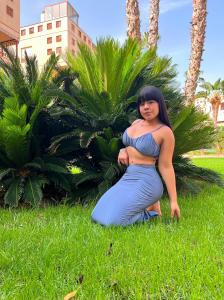 667794278: Chica busca chico en Tarragona