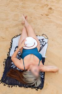 672964861: Chica busca chico en Huelva