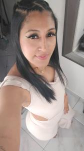 647063373: Chica busca chico en Málaga