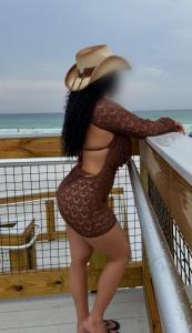 745065343: Chica busca chico en Tenerife
