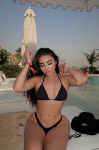 637290127: Chica busca chico en Barcelona