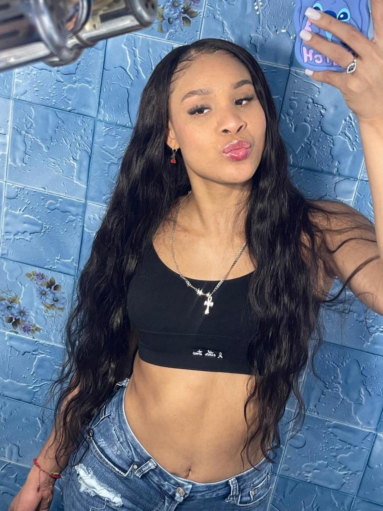 653094079: Chica busca chico en Las Palmas