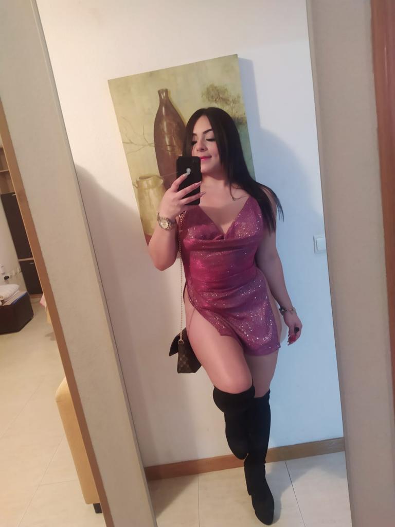 656731860: Chica busca chico en Barcelona