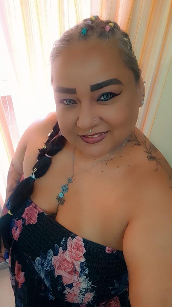 Chica busca chico en Jaén: 