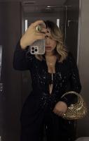 647271223: Chica busca chico en Sevilla