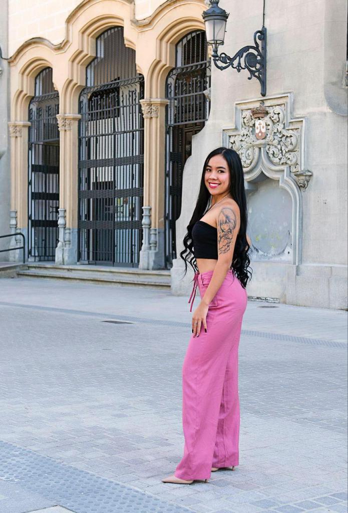 Chica busca chico en Almería: 