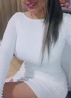 678747480: Chica busca chico en Ibiza