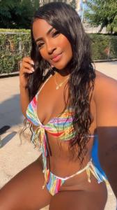 Chica busca chico en Valencia: Chica busca chico