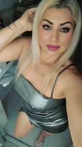 Chica busca chico en Huelva: 