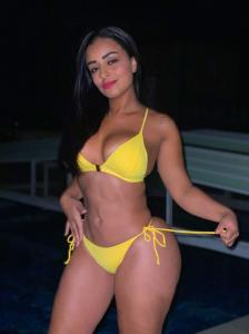 Chica busca chico en Ibiza: 