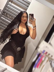 Chica busca chico en Ibiza: 