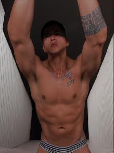 671796409: Chico busca chica en Valencia