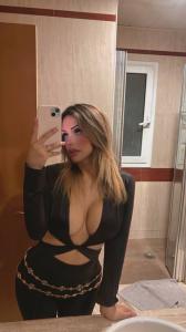 667864483: Travesti en Barcelona