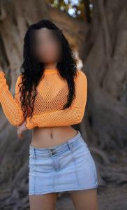 613887753: Chica busca chico en Madrid