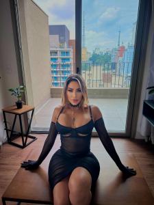 Chica busca chico en Barcelona: 