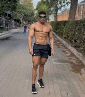 674504023: Chico busca chica en Valencia