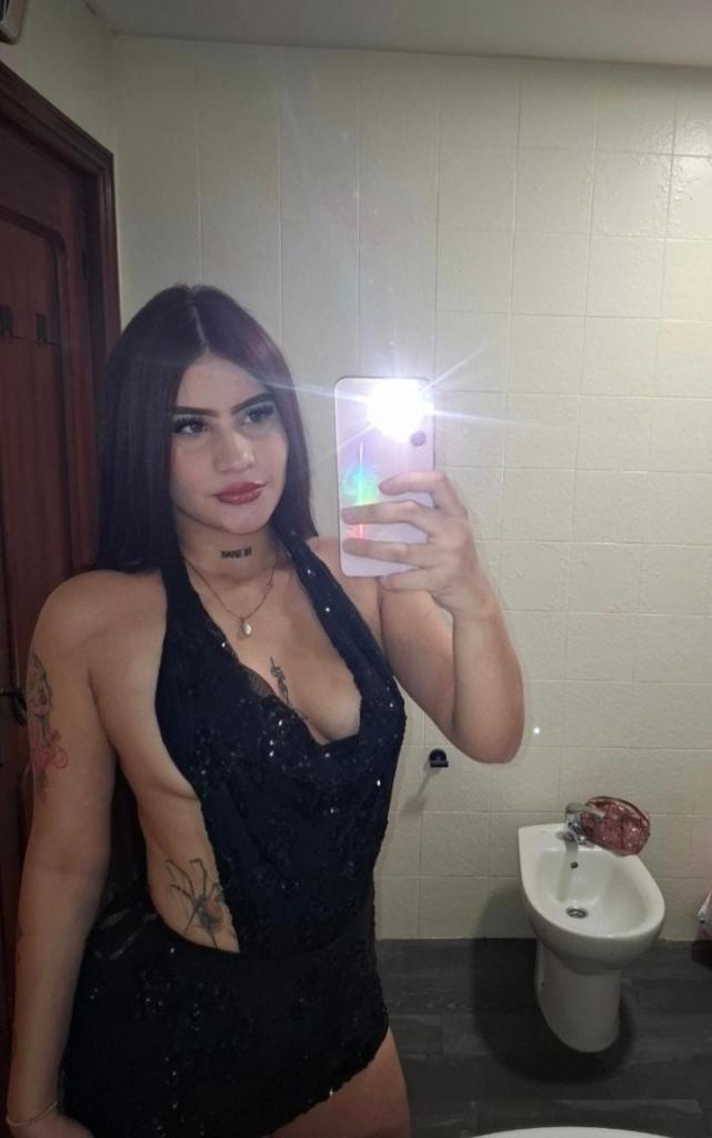 674031850: Chica busca chico en Málaga