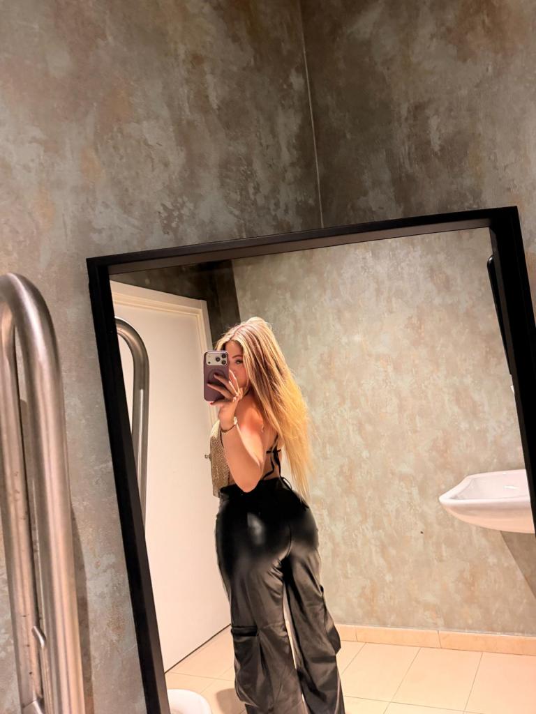 Chica busca chico en Mallorca: 