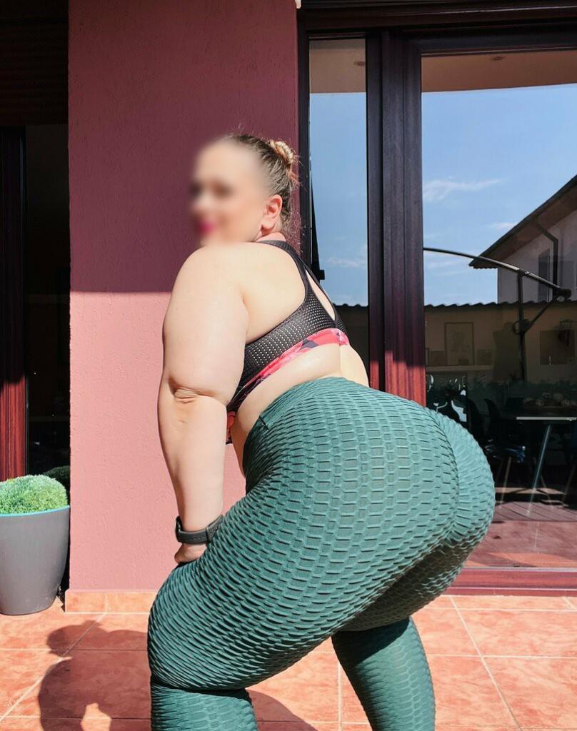 661654890: Chica busca chico en Murcia